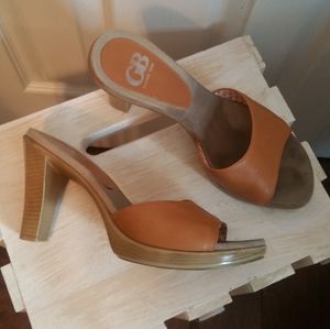 Gianni Bini, Size 7, Tan